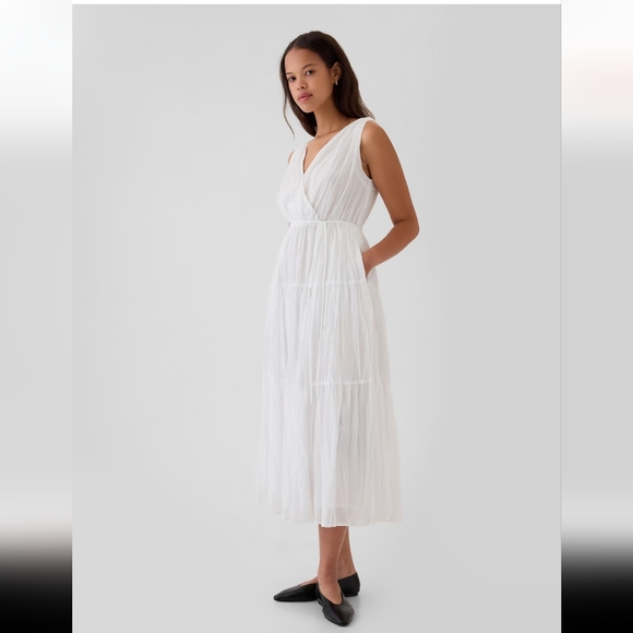 Gap Pleated Tiered Maxi Dress Size Large - Picture 3 of 6